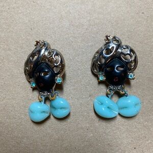 Vintage blackamoor scatter pins